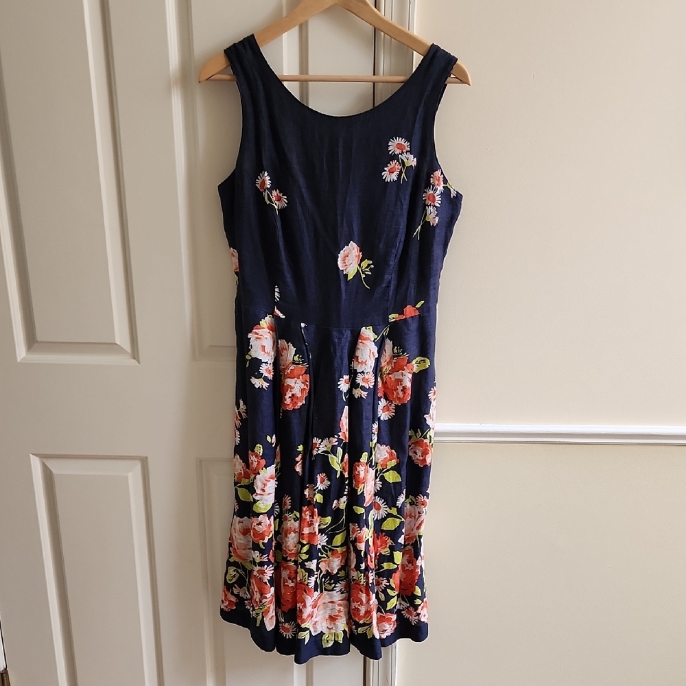 Floral Sleeveless Navy Dress With Pockets